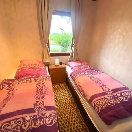 شقة Monteurwohnung Gartenhaeuschen Bienenbuettel